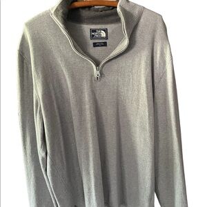 The North Face Mens 1/4 Zip Pullover Thin Sweater Size L Gray.
